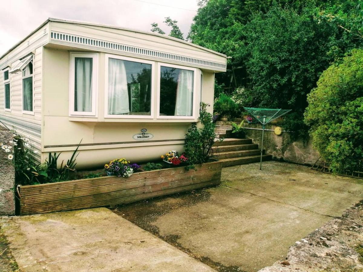 Midden Manor Country Stay On A Working Dairy Farm Ballymena Exterior photo